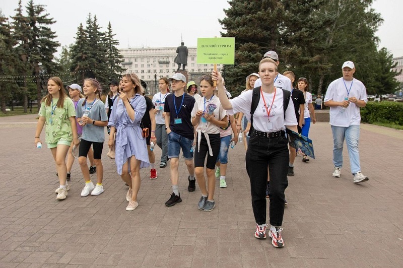 Школьники Увельского района отправились в бесплатные образовательные туристические поездки 