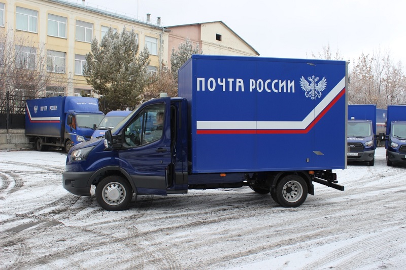 В новогодние праздники жители Южного Урала получили и отправили по почте около 300 000 посылок