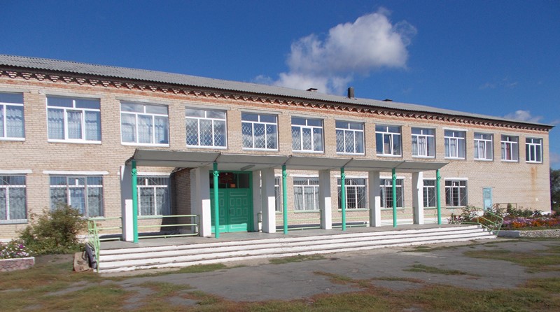 В Петровском к учебному году отремонтировали школу