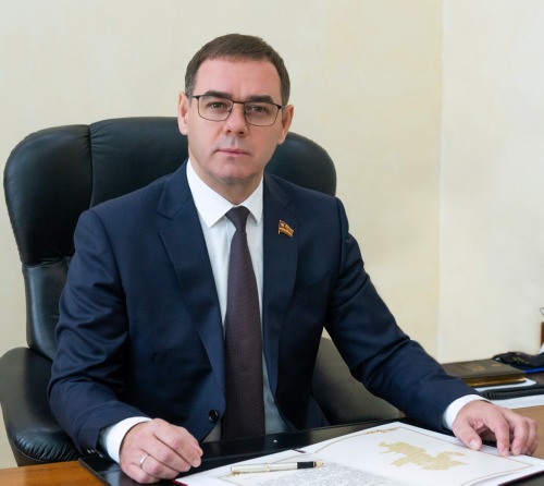 Председатель Законодательного Собрания Челябинской области Александр Лазарев прокомментировал инициативы, которые озвучил глава государства