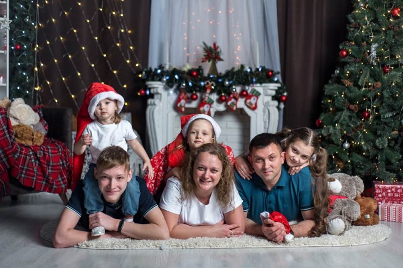 Универсальная мама Юлия Дубровина и ее большая семья