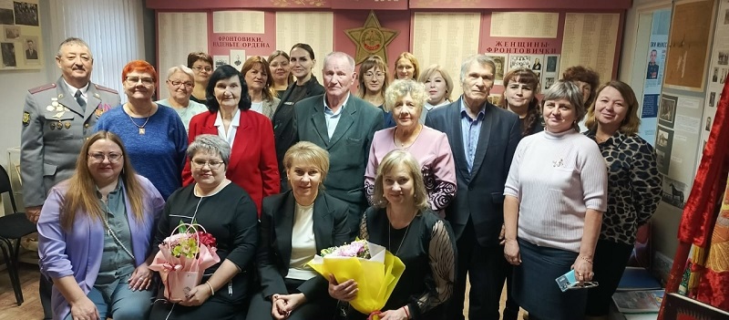 Увельский краеведческий музей принимал поздравления