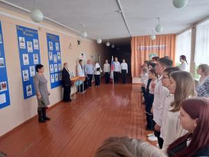 В хуторской школе открыли «Парту героя»