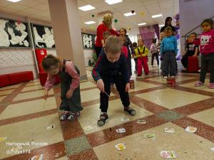 Нагорненские малыши «вслепую» распознали овощи и фрукты 