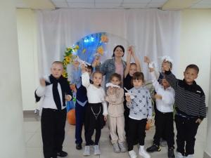 В стране Творчества побывали маленькие красносельцы