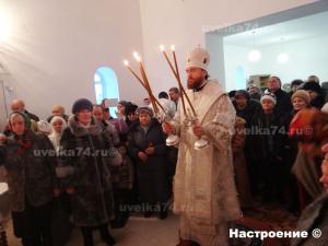 Епископ Григорий освятил новый храм в Увельском