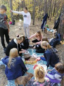 Кичигинские школьники развернули полевую кухню