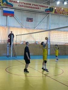 Первенство по волейболу среди юношей