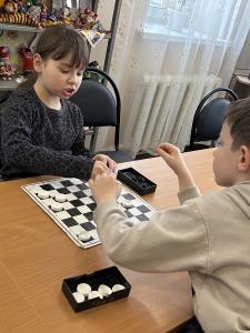 Среди юных березовцев прошел турнир по древней игре