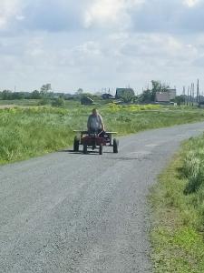 Увельчанин успешно реализует соцконтракт