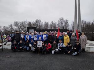 В Хомутинино прошел патриотический митинг
