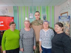 В Красносельском прошла встреча школьников с участником СВО