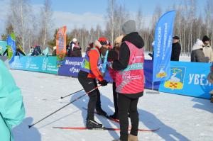 На Каменской территории прошел двухдневный лыжный марафон: юбилейная семейная лыжня Зайковых и первый классический марафон «Каменское сердце – Классик» 