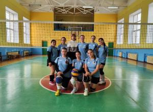 Соревнования по волейболу среди девушек