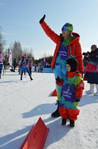 На Каменской территории прошел двухдневный лыжный марафон: юбилейная семейная лыжня Зайковых и первый классический марафон «Каменское сердце – Классик» 