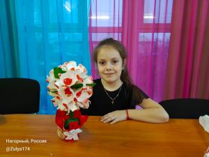 Нагорнеские мамы получили цветочные подарки