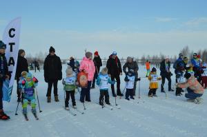 На Каменской территории прошел двухдневный лыжный марафон: юбилейная семейная лыжня Зайковых и первый классический марафон «Каменское сердце – Классик» 