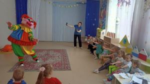 Со стихами Агнии Барто познакомили хомутиниских малышей