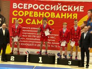 Выполнили норматив кандидата в мастера спорта