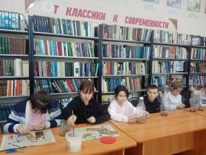 Юные петровцы подкармливают зимних птиц