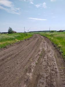 В селах Увельского дороги приводят в порядок