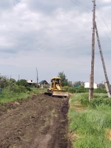 В селах Увельского дороги приводят в порядок