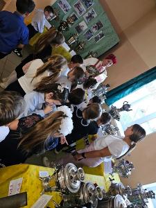 Увельчане увидели старинные самовары