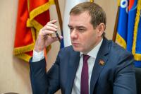 Александр Лазарев поручил депутатам усилить контроль в своих избирательных округах за готовностью образовательных учреждений к учебному году