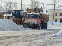 Как в Увельском идет уборка снега