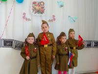 Хомутининские малыши исполнили военные песни